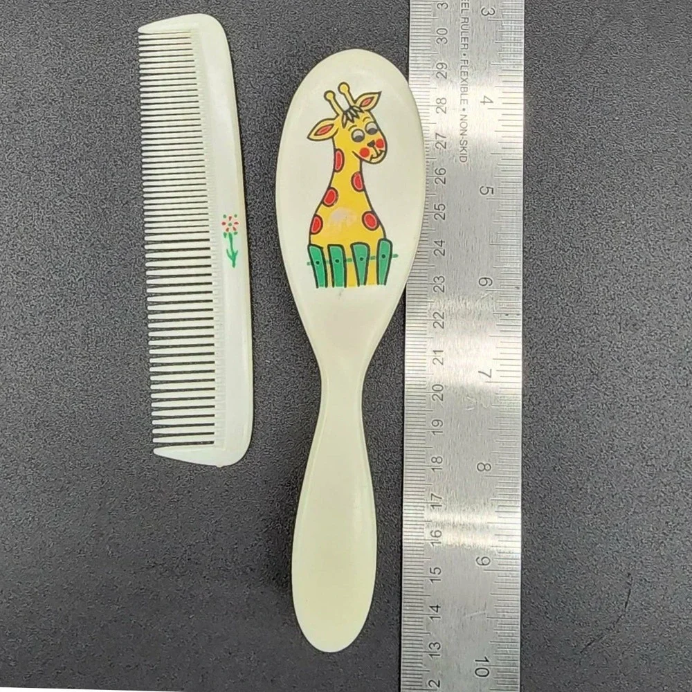 Unbranded Hair Brush and Comb Set Kids Cream‎ Giraffe Vintage Style Soft Bristle